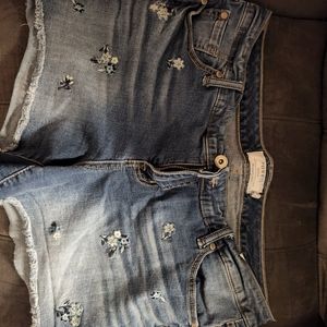 Super cute floral torrid shorts
